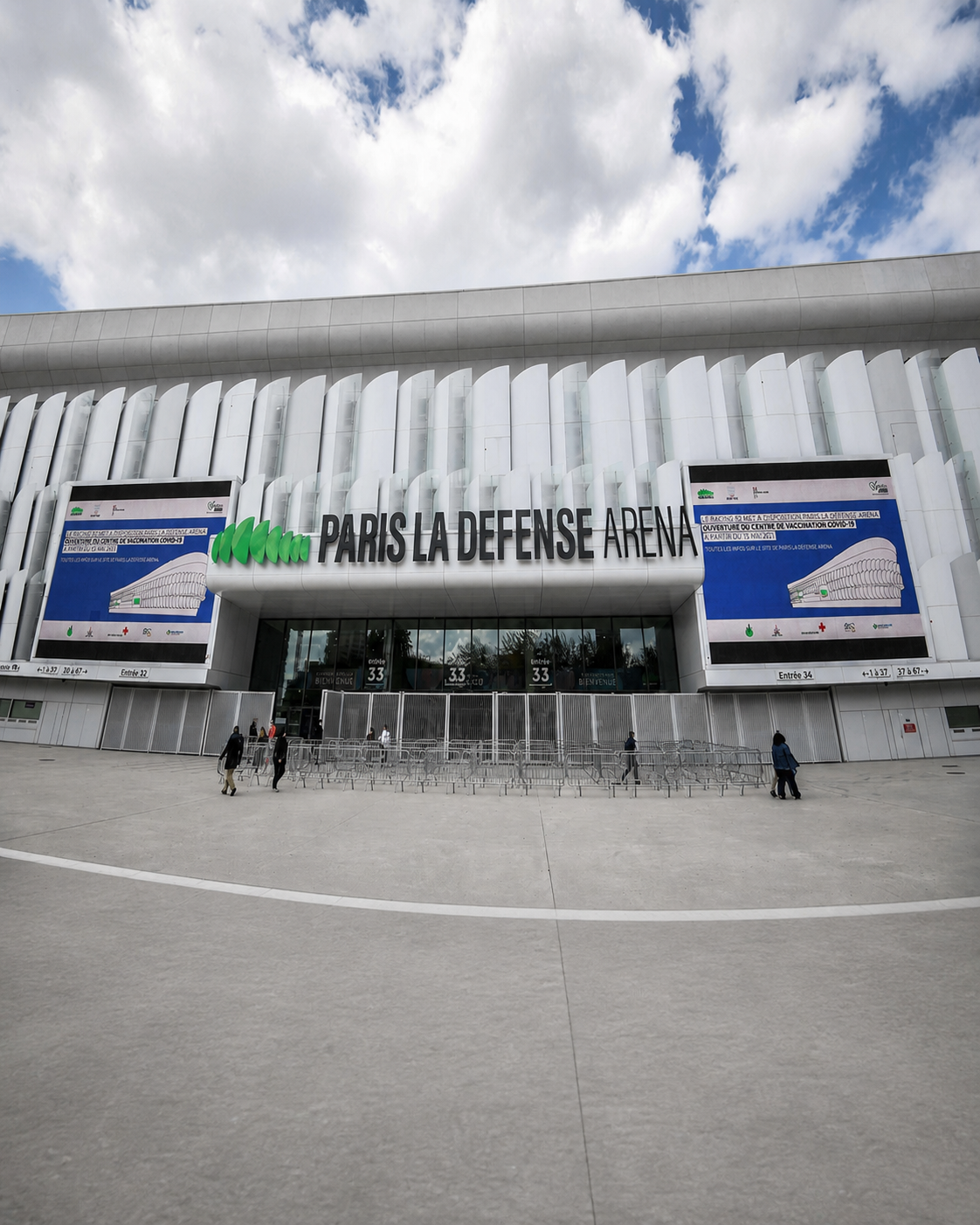 Façade de Paris La Défense Arena